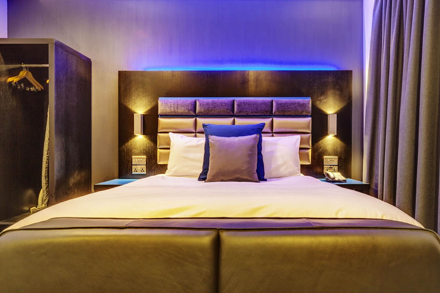 Roomzzz ApartHotel Chester